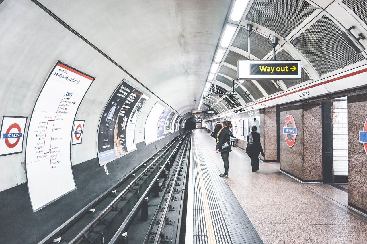 tube london underground free photo