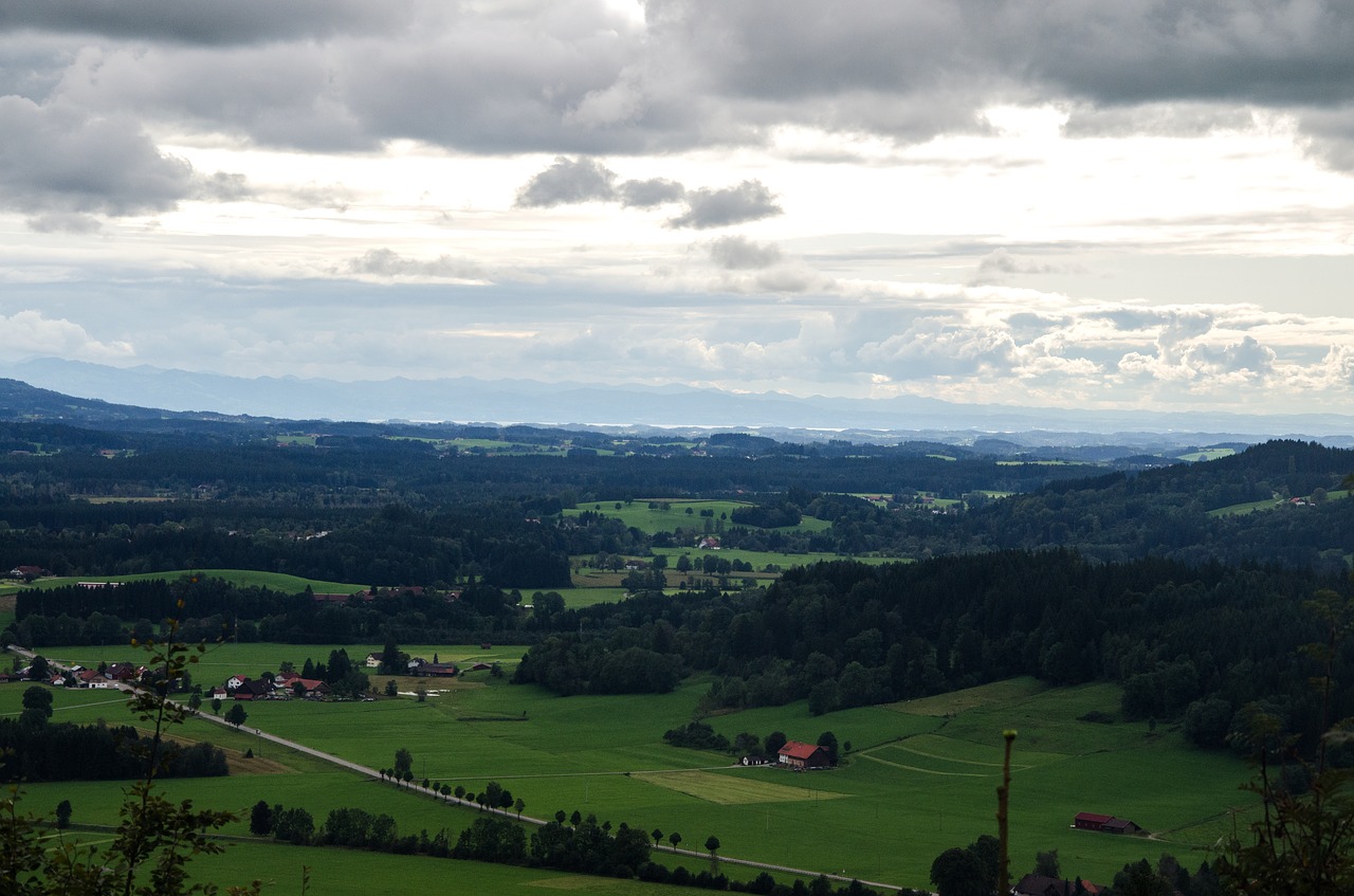 tube village hiking isny free photo