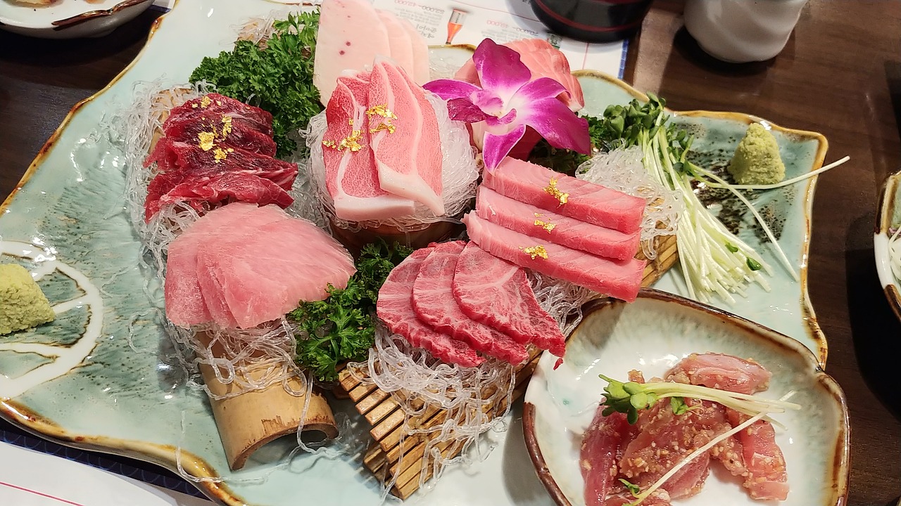tuna  sushi  food free photo