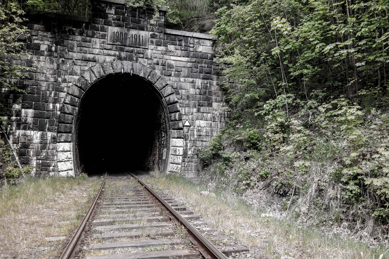 tunnel tracks jedlina masovian voivodeship free photo