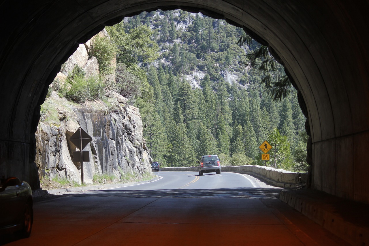 tunnel car light free photo