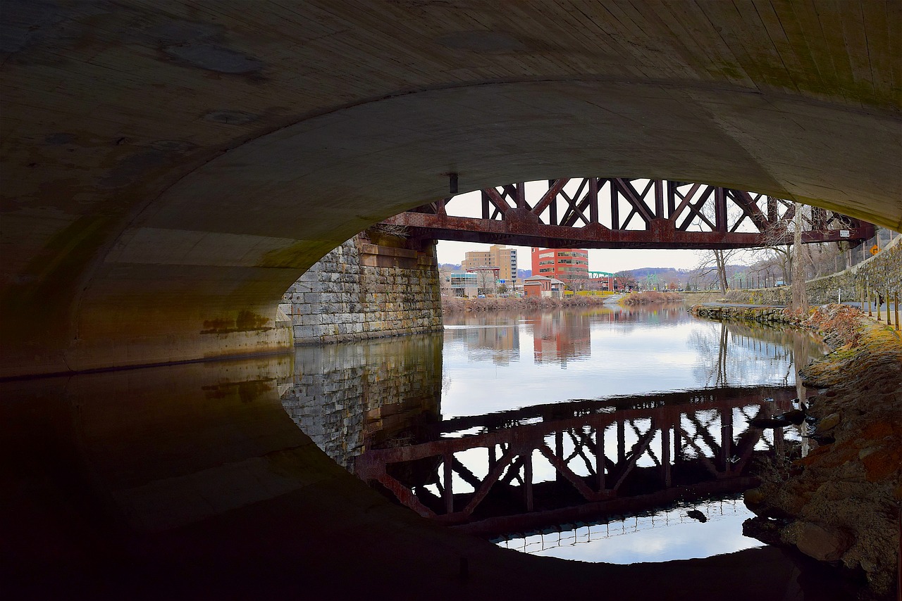 tunnel bridge water free photo