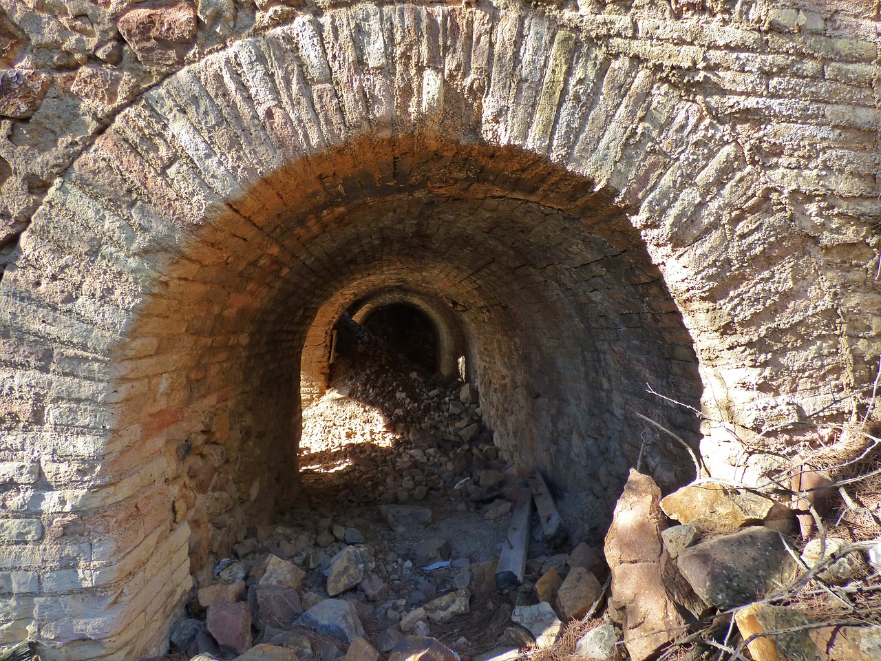 tunnel vault arch free photo