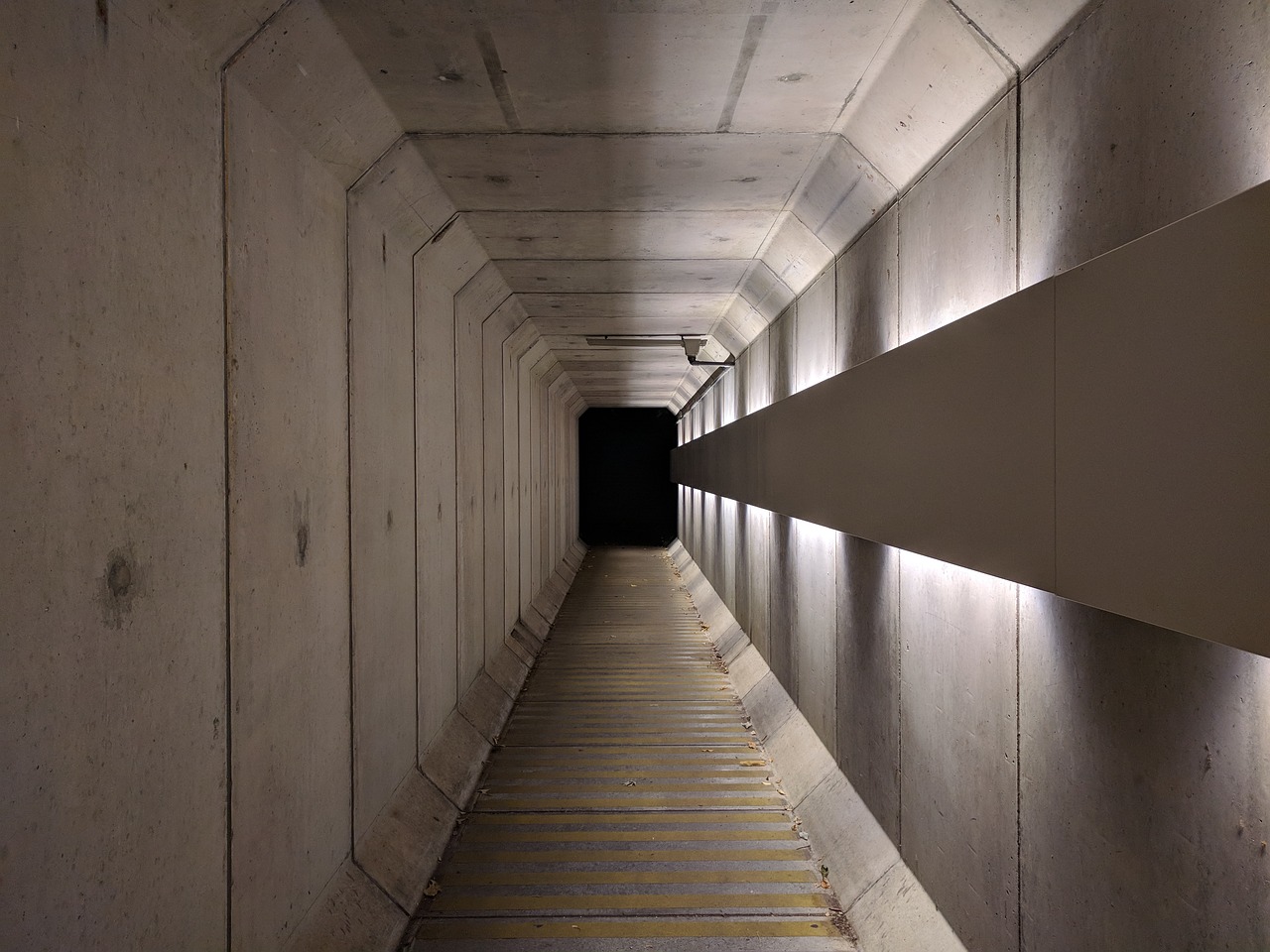 tunnel darkness path free photo