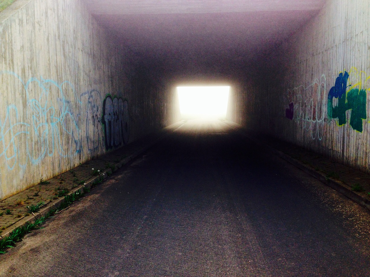 tunnel graffiti light free photo