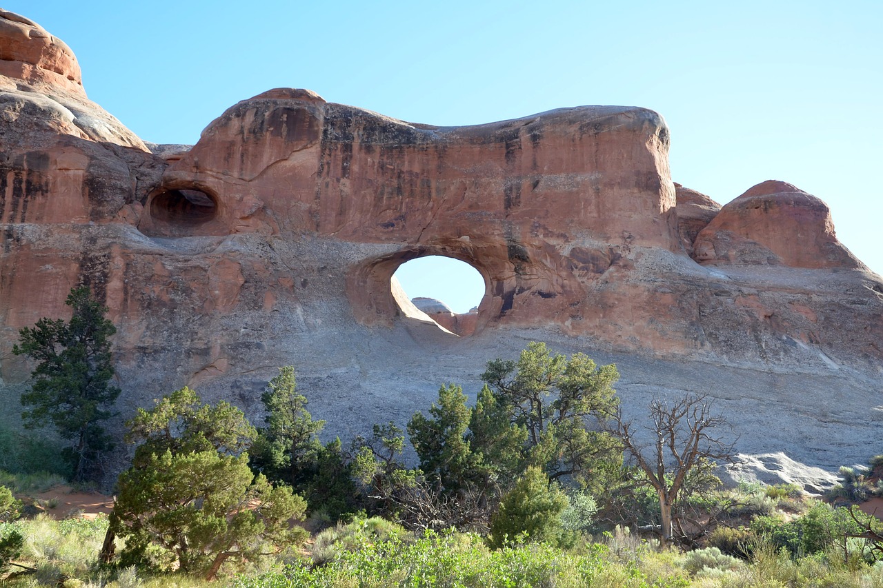 tunnel arch  arches national park  utah free photo