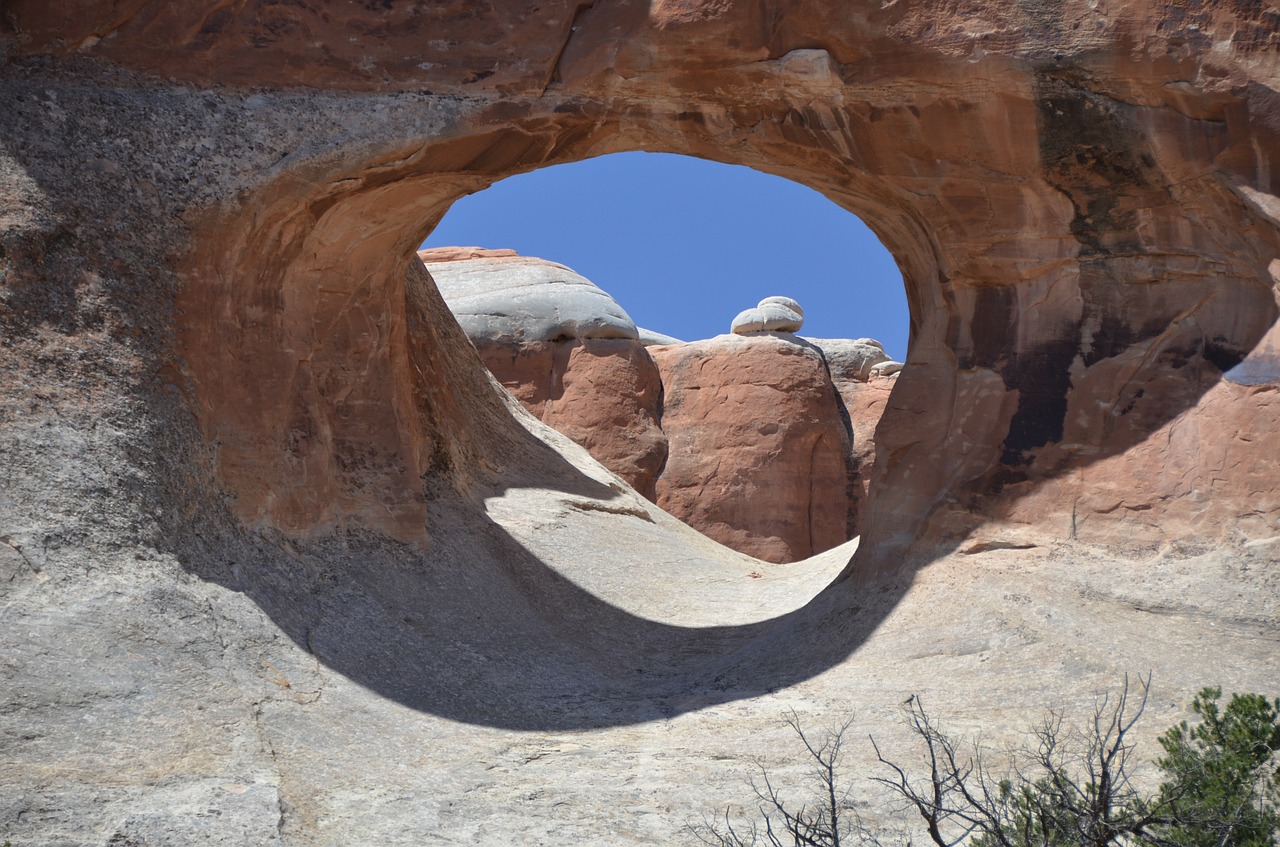 tunnel arch arches national park utah free photo