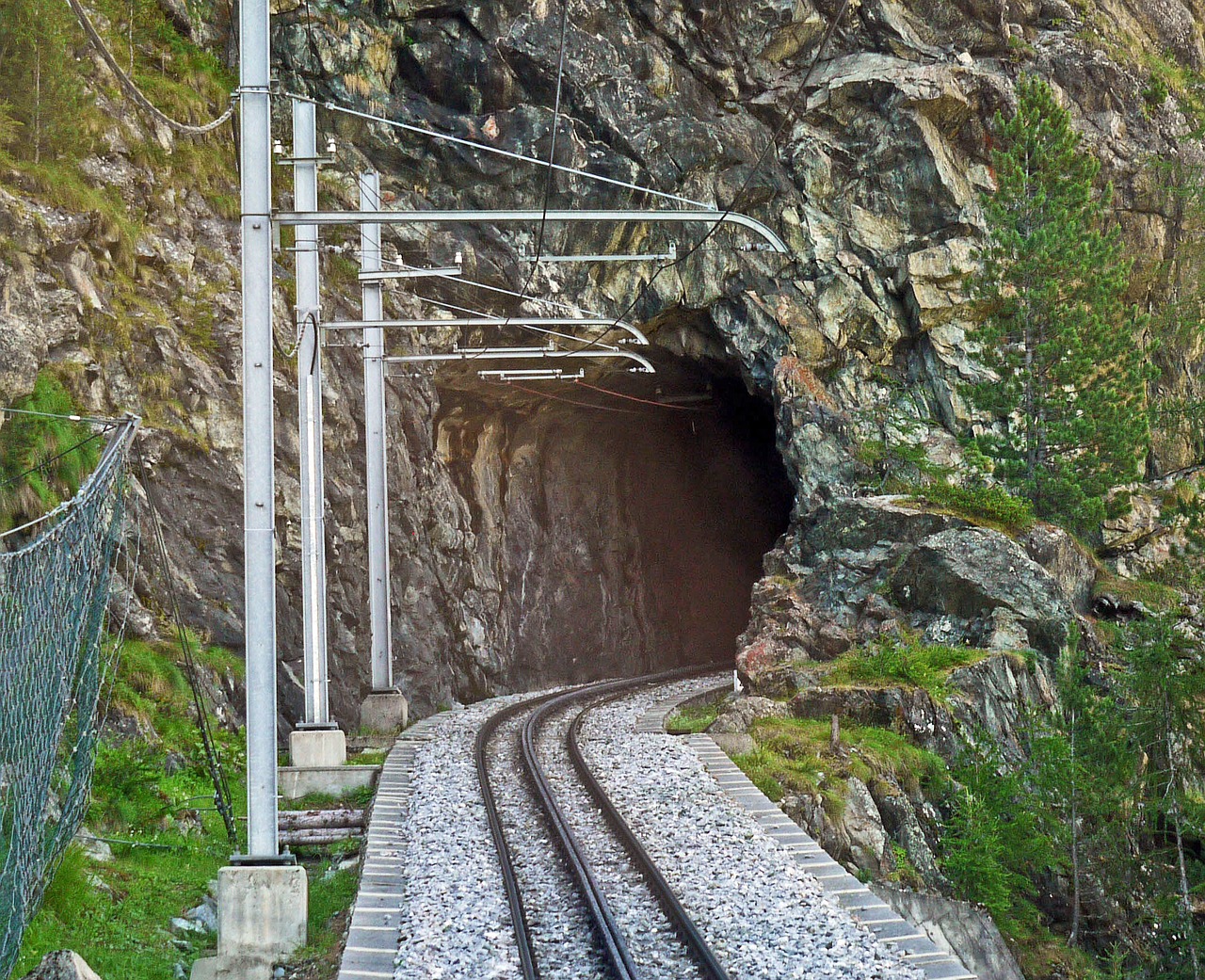 tunnel entrance gornergratbahn rack railway free photo