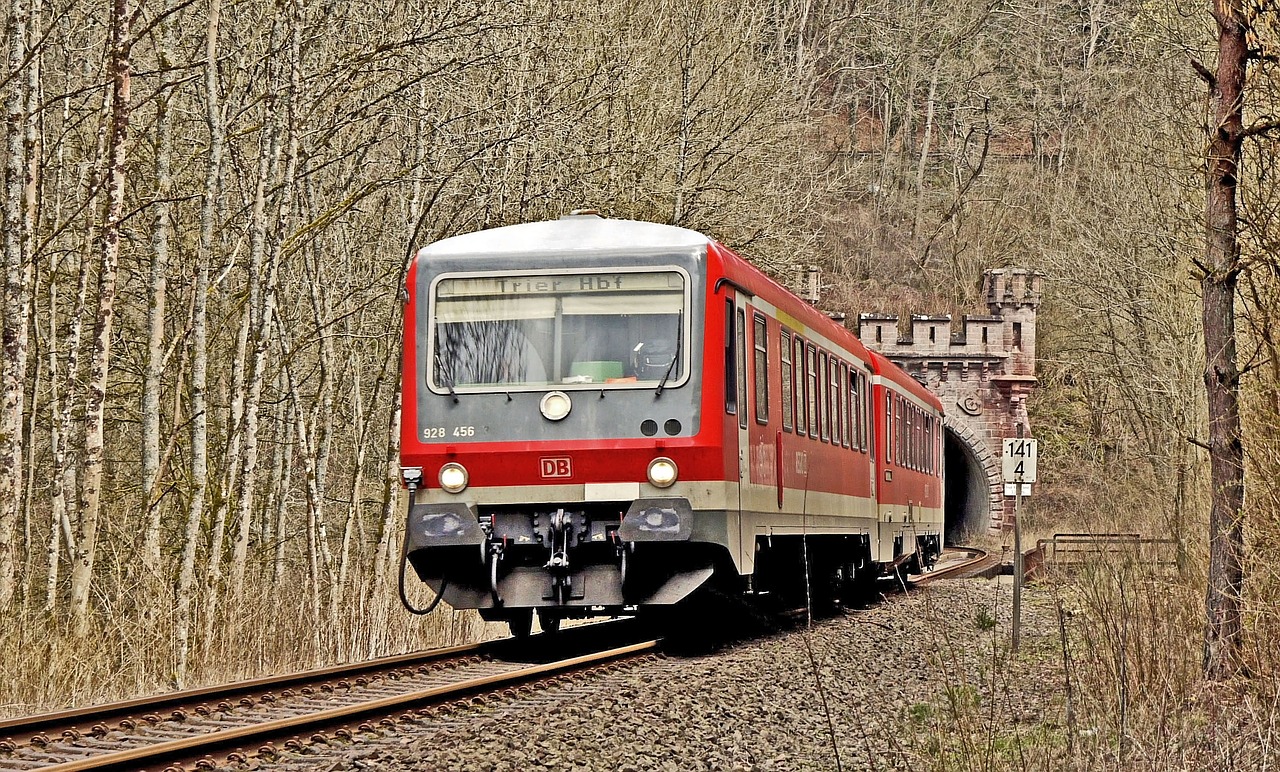 tunnel exit diesel railcar south eifel free photo