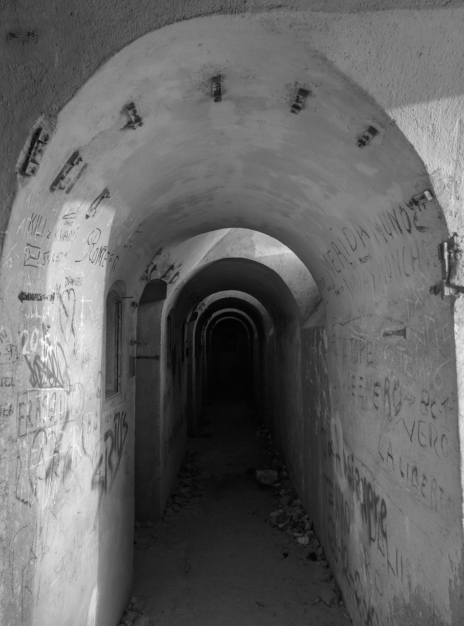 tunnels cartagena murcia free photo