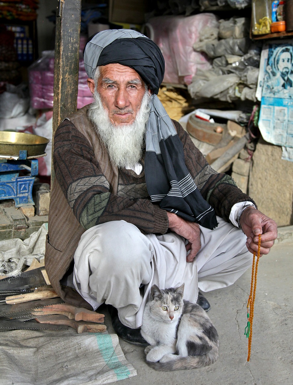 turban bedouin man free photo