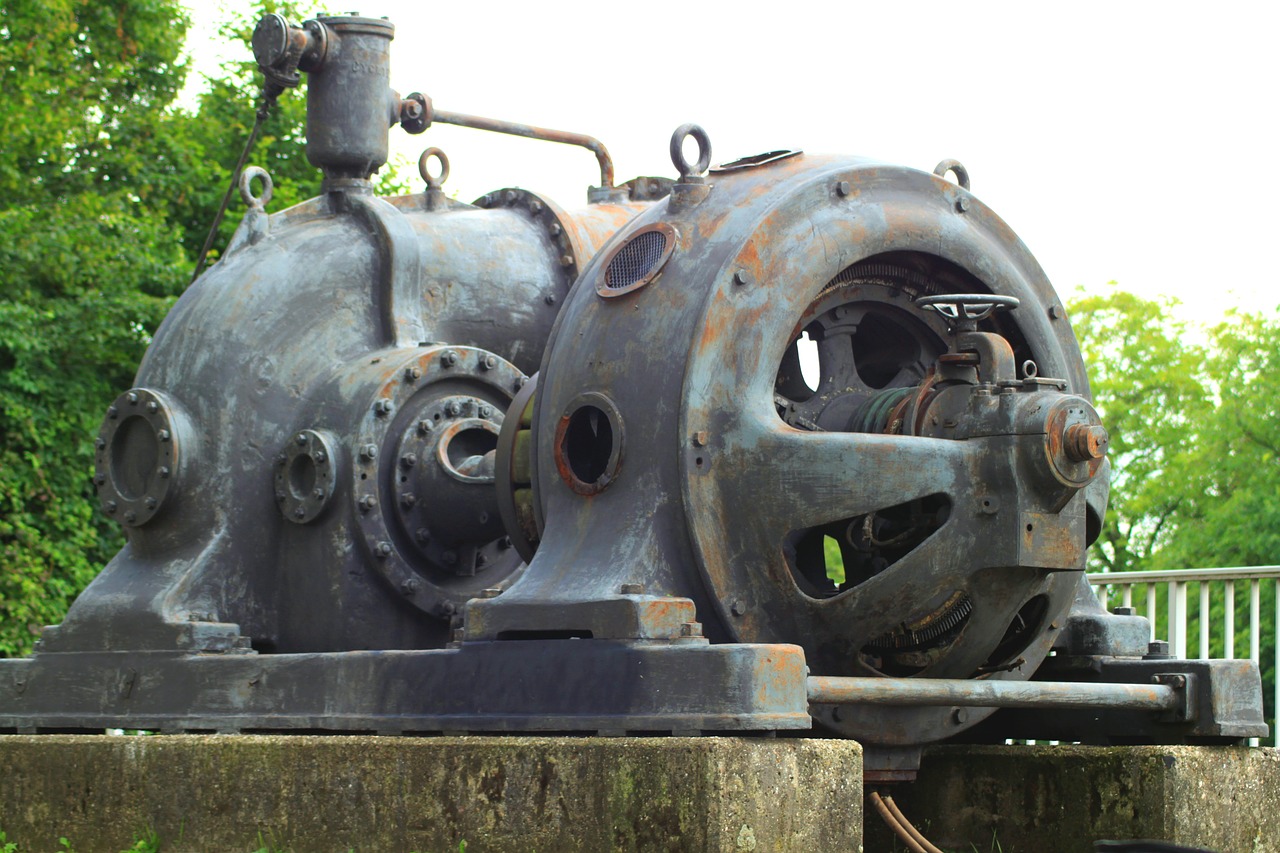 turbine boat lift monument free photo