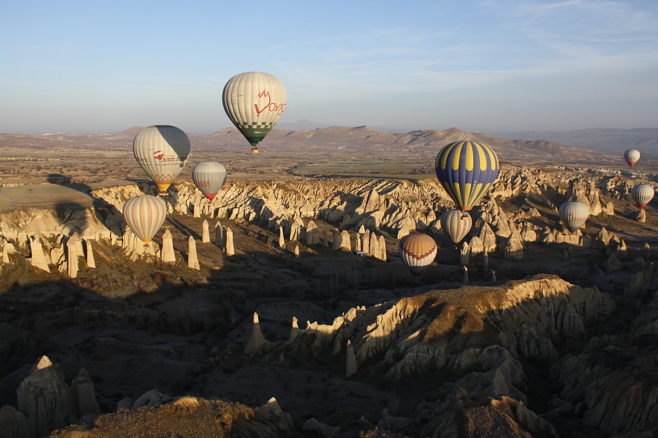 hot-air ballooning turkey cappadocia free photo