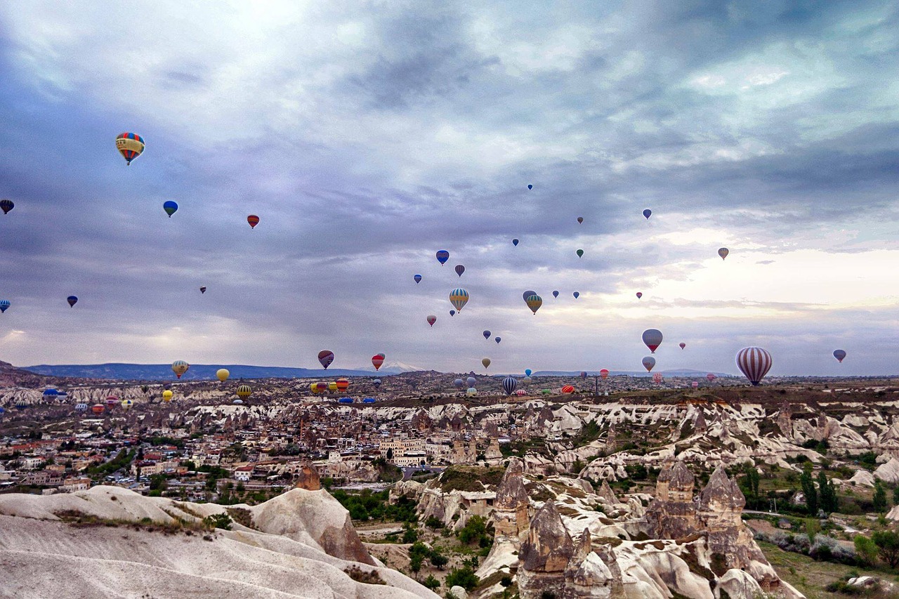 cappadocia turkey hot air balloon free photo