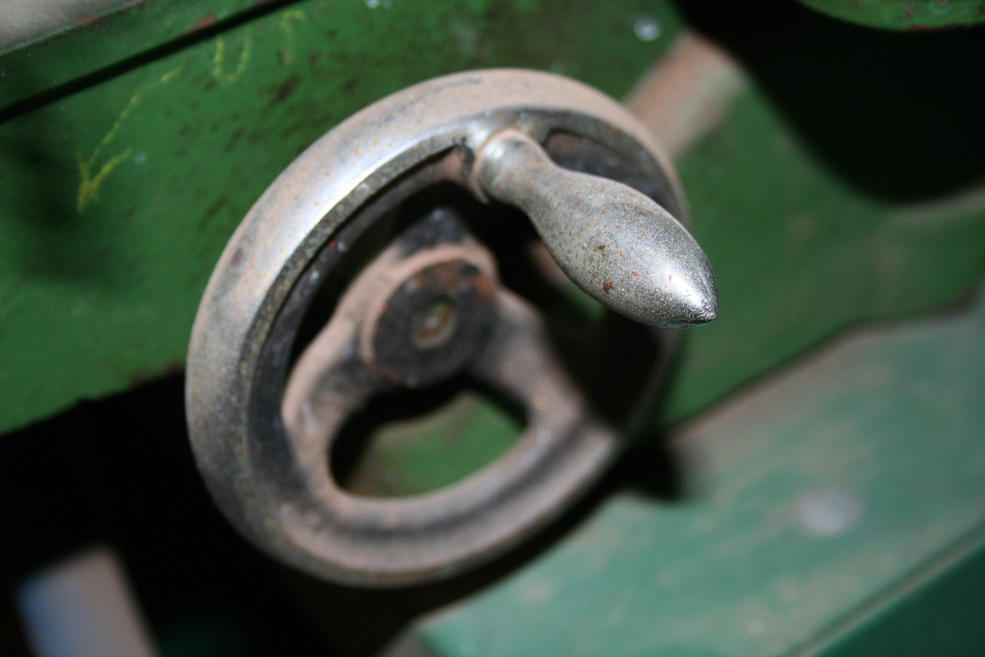 workbench wheel handle free photo