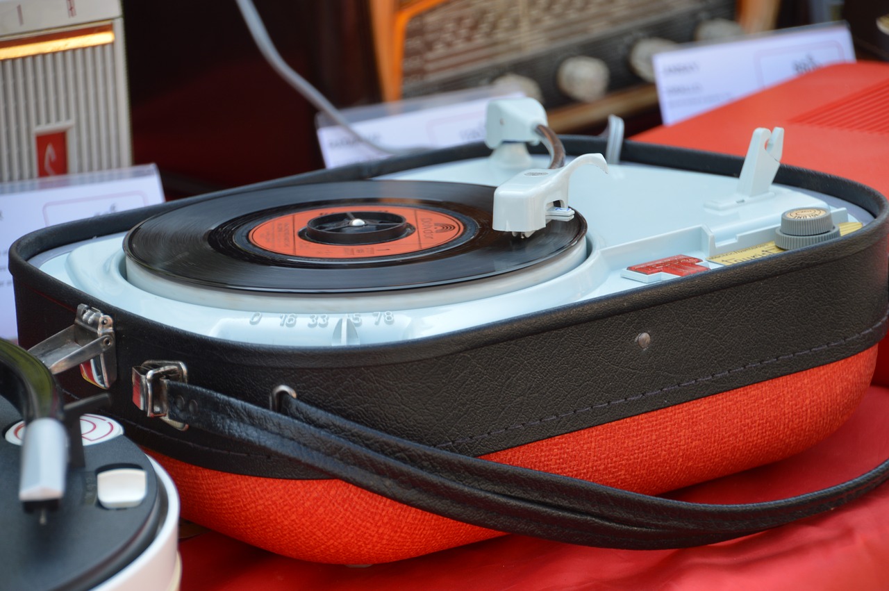 turntable  retro  music free photo