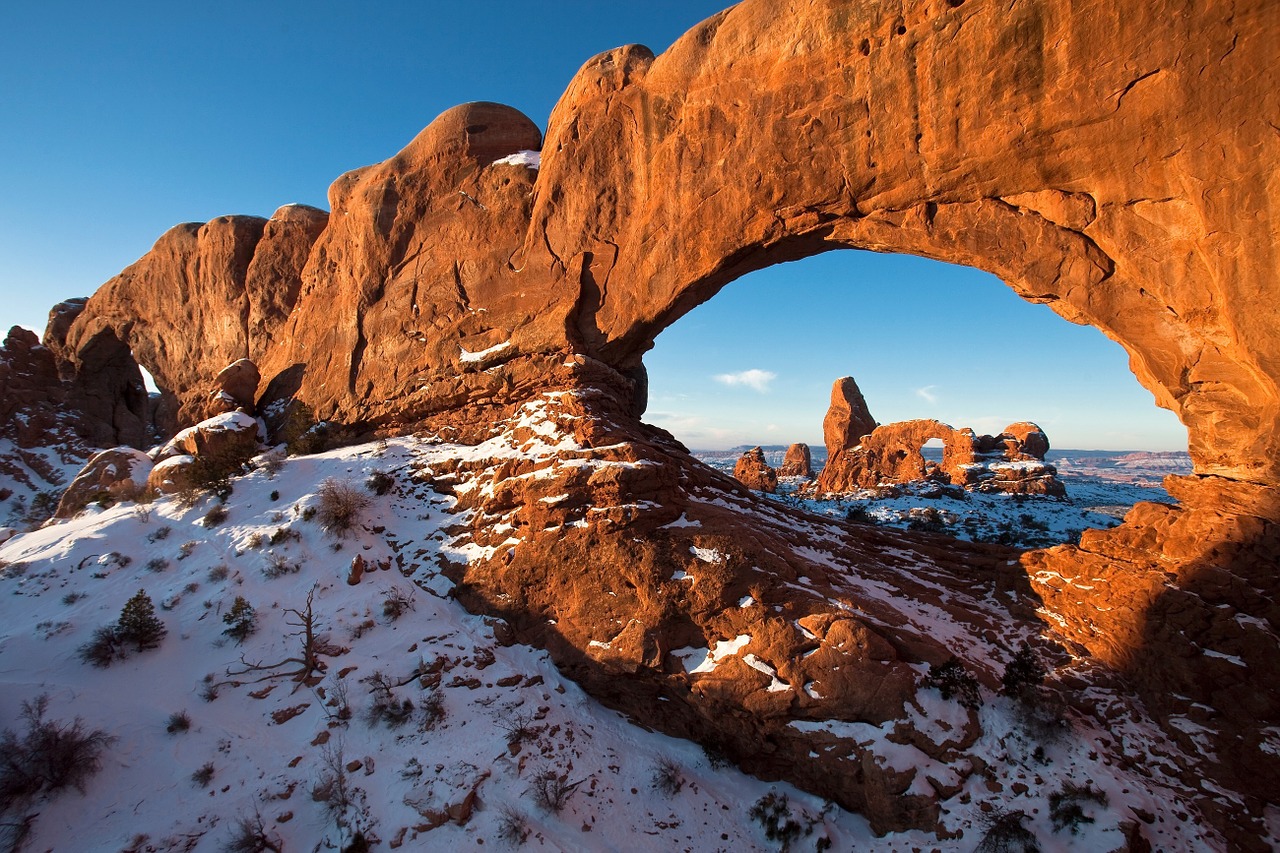 turret arch snow winter free photo