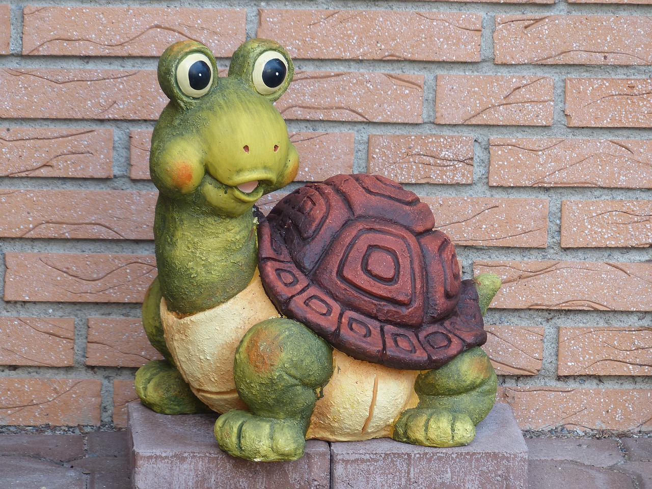 turtle figure clay figure free photo