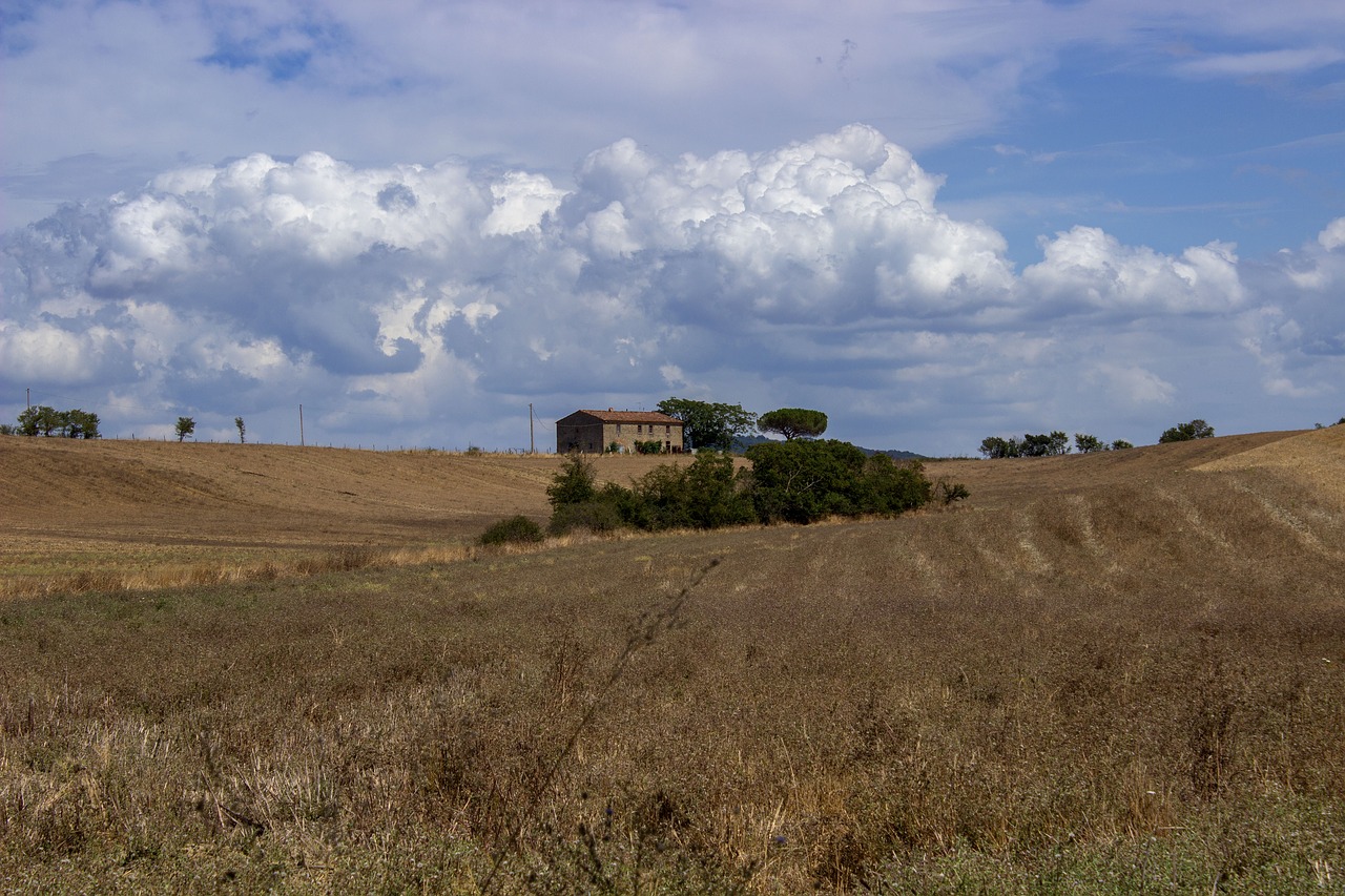 tuscany italy landscape free photo