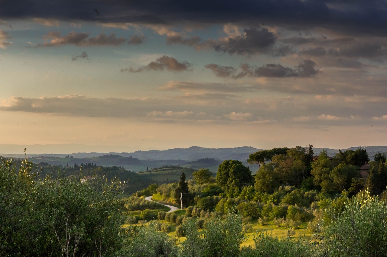 tuscany italy landscape free photo