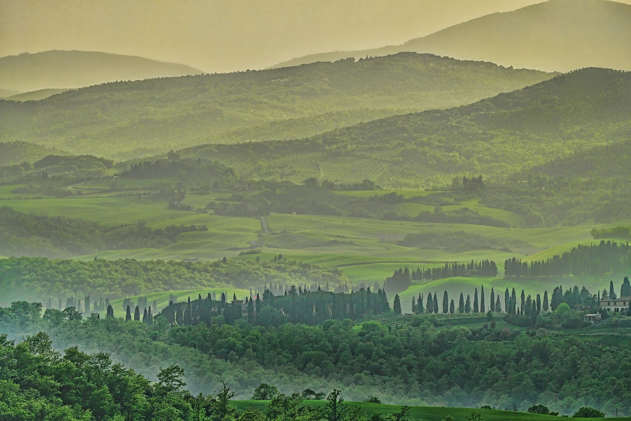 tuscany  panorama  landscape free photo
