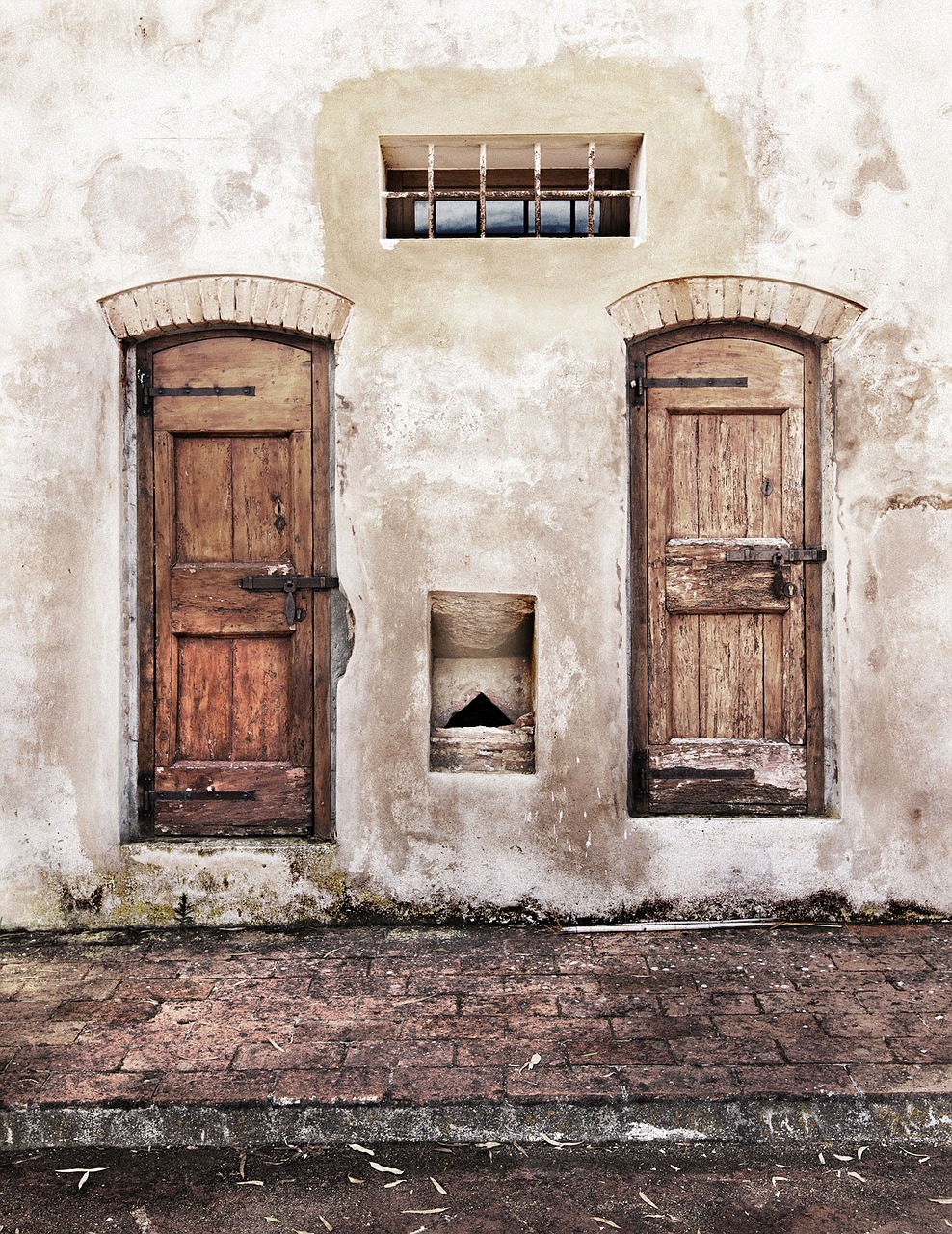 tuscany door house free photo