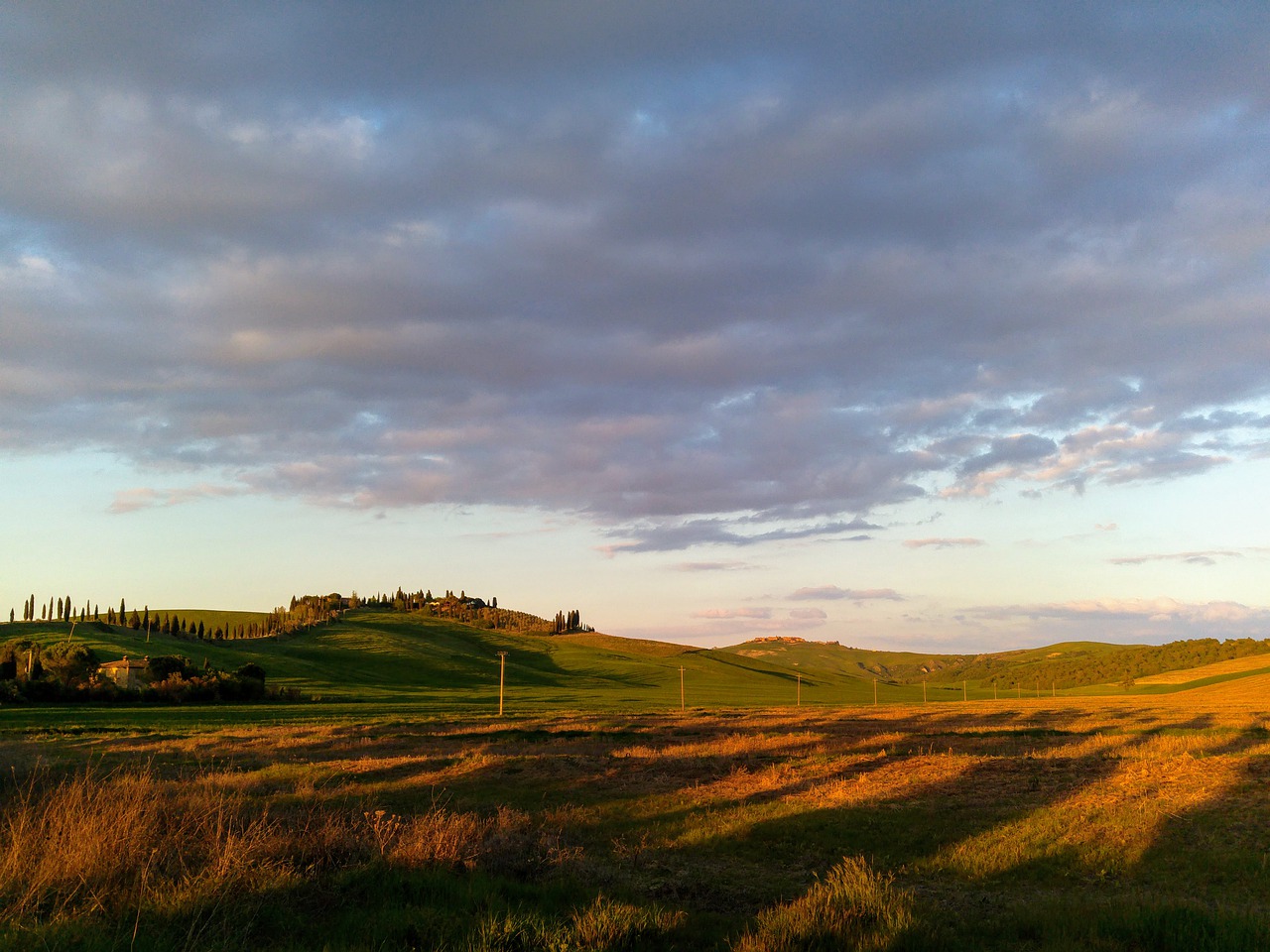 tuscany  italy  hills free photo