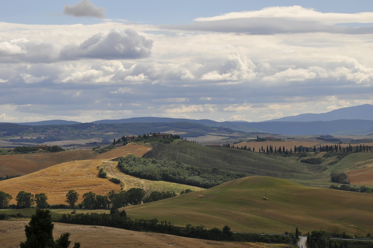 tuscany italy landscape free photo