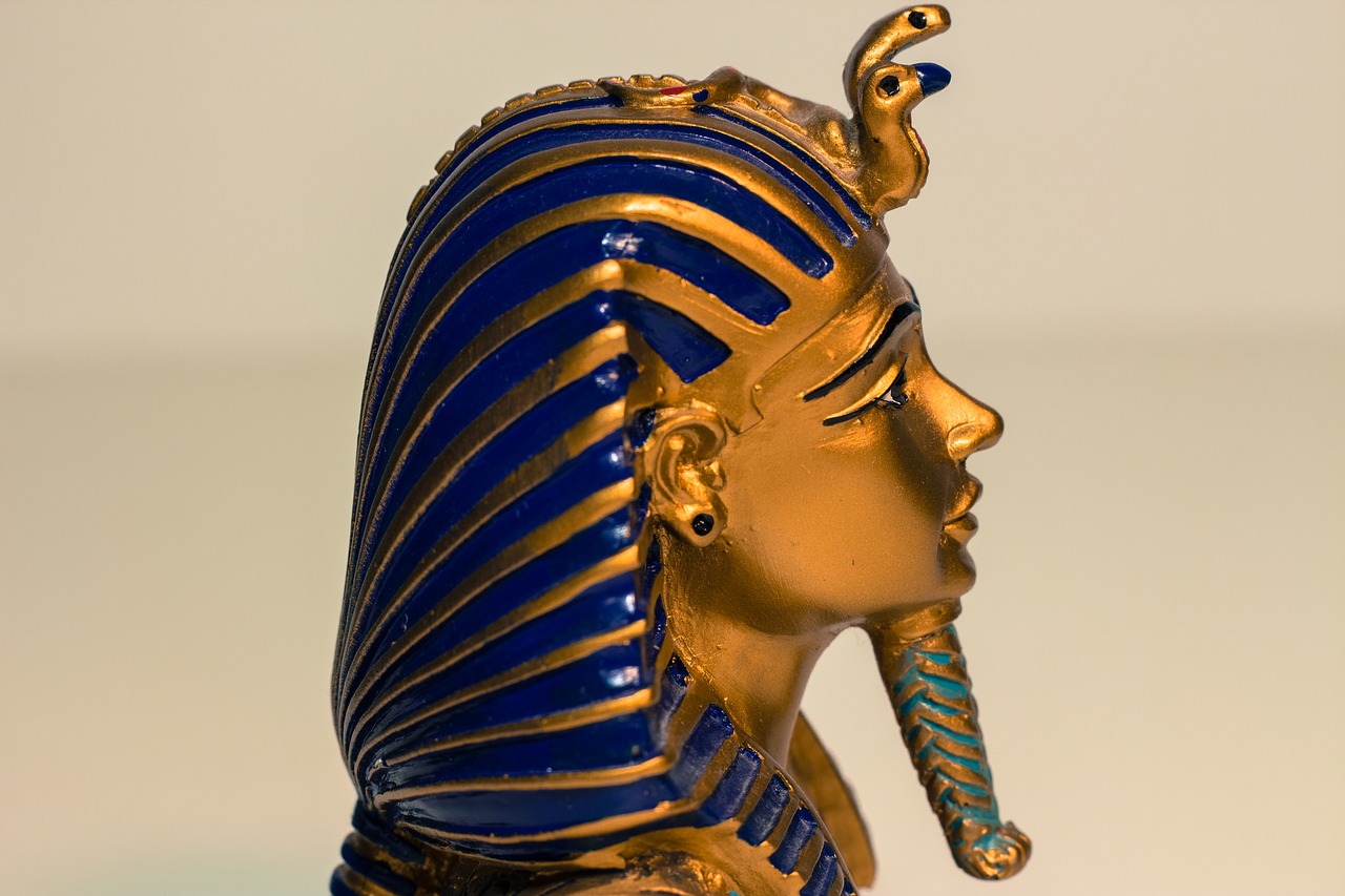 tutankhamun egyptian pharaoh free photo