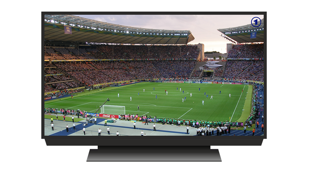 tv look football free photo