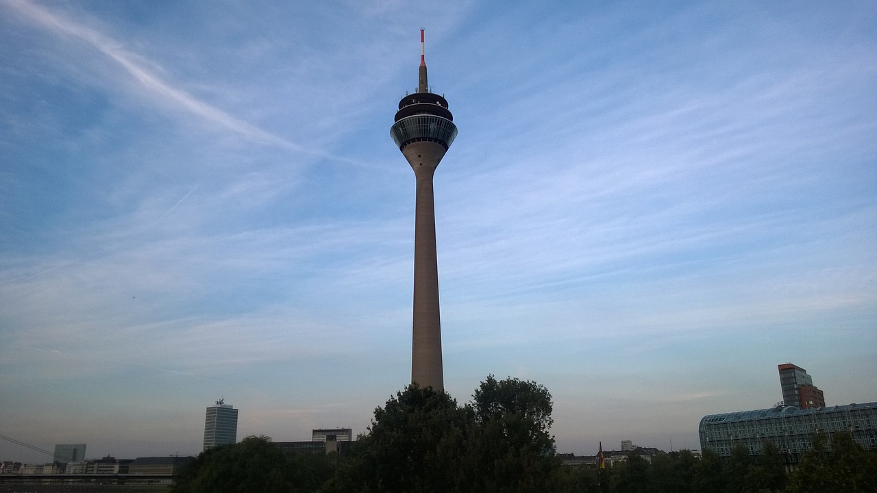 tv tower düsseldorf germany free photo