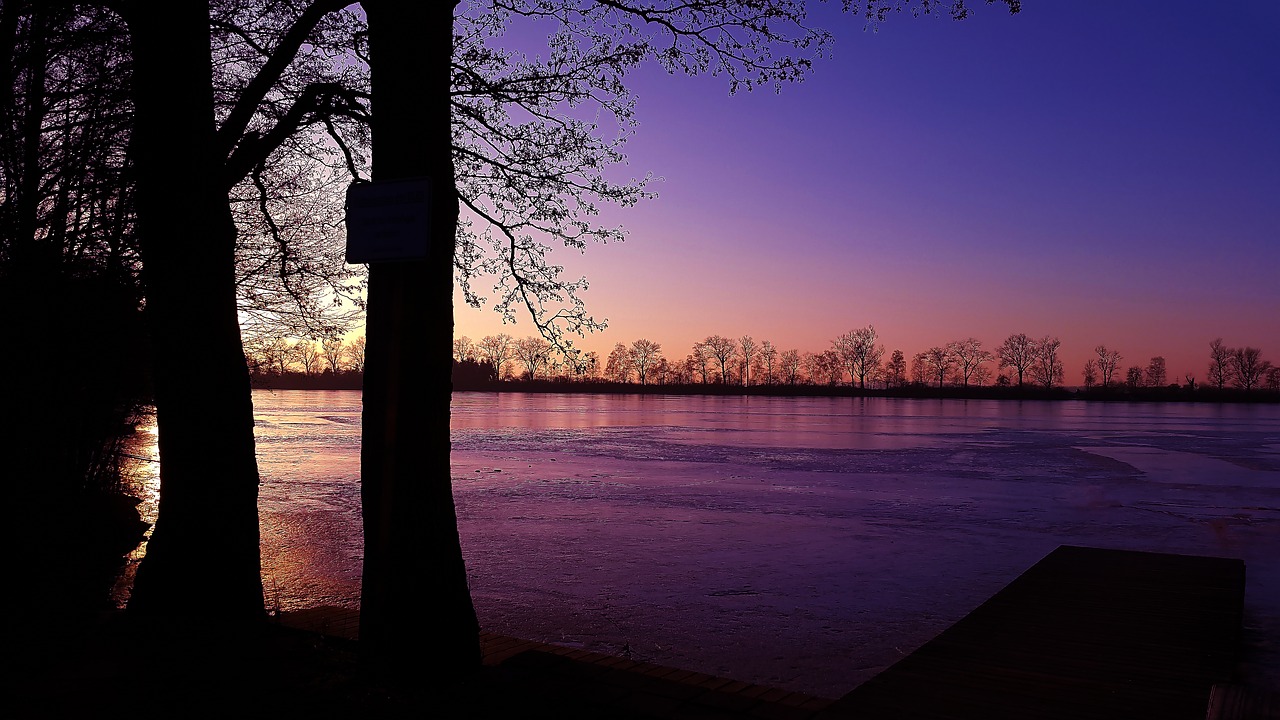 twilight lake sunset free photo