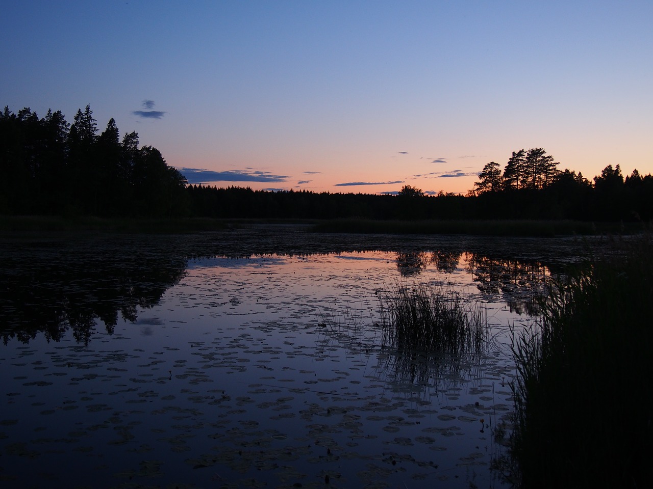twilight lake beautifully free photo
