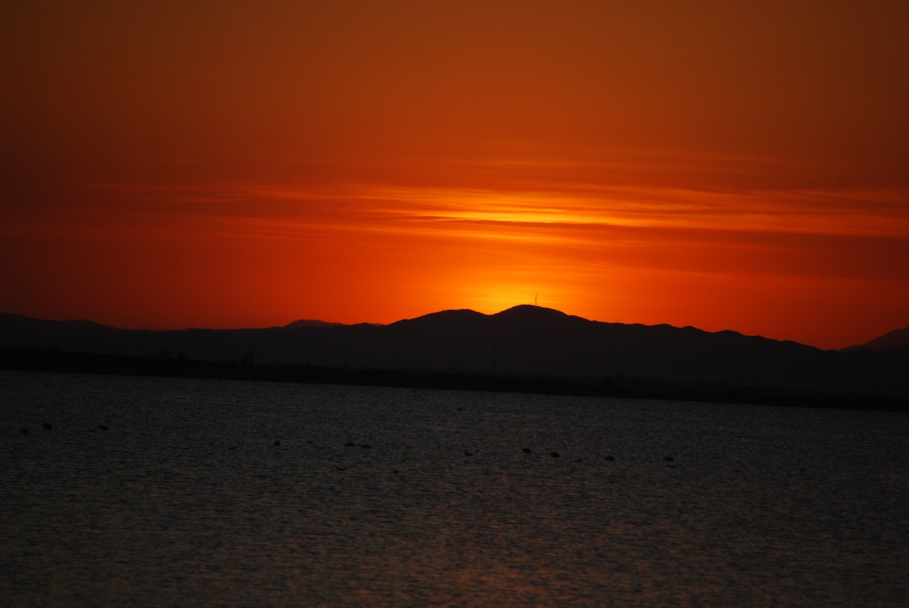 twilight sunset lake free photo