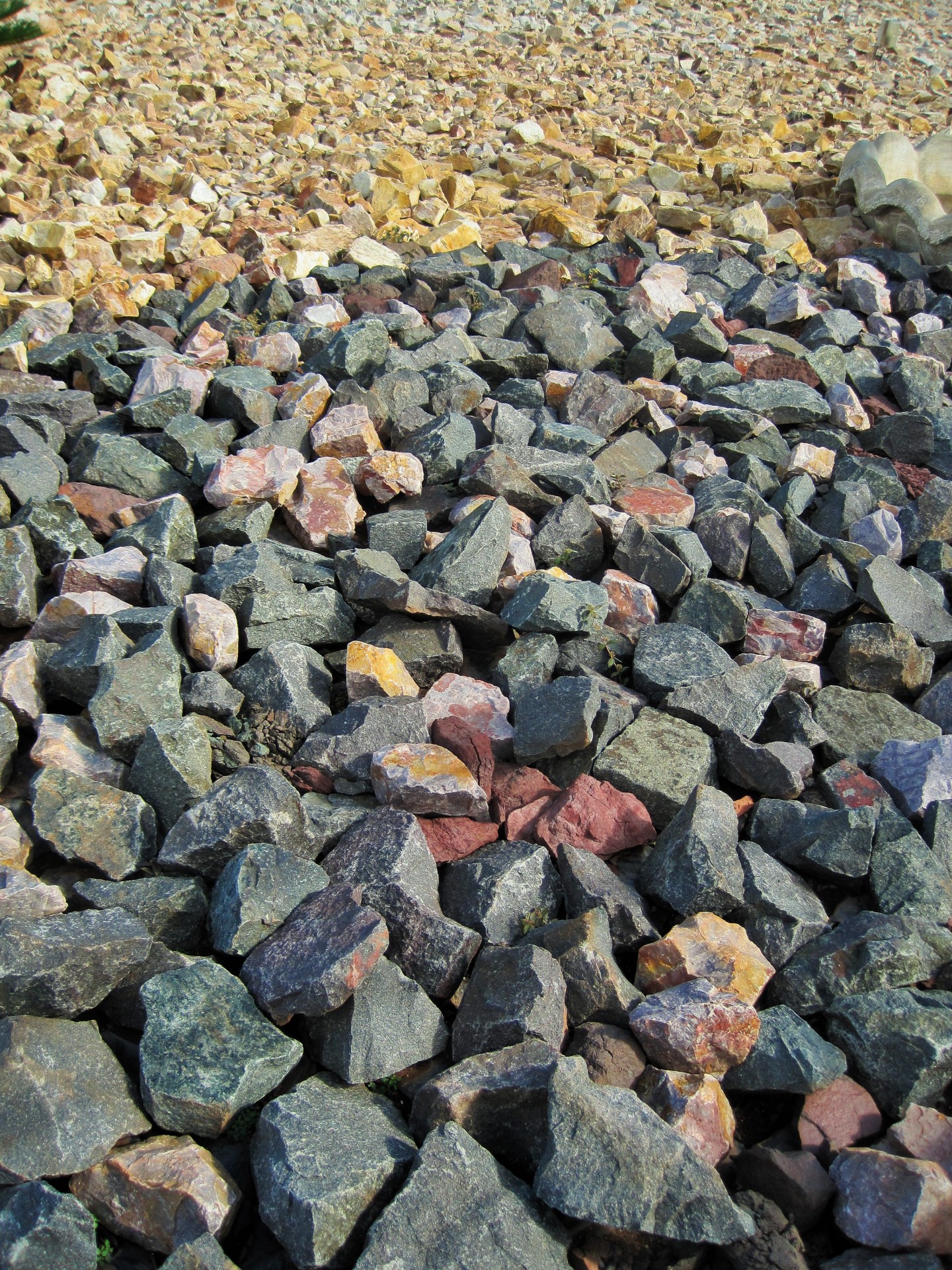 gravel stones grey free photo
