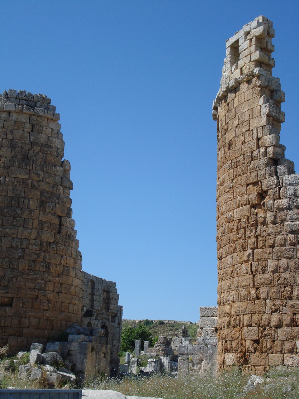 two towers ruins perge free photo