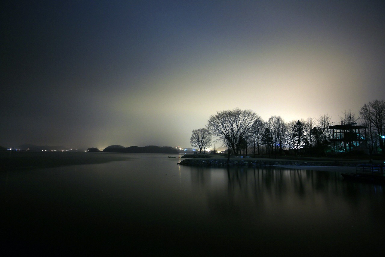 two water head  morning  people free photo