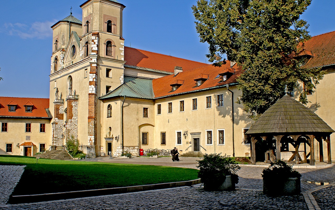 tyniec  abbey  architecture free photo