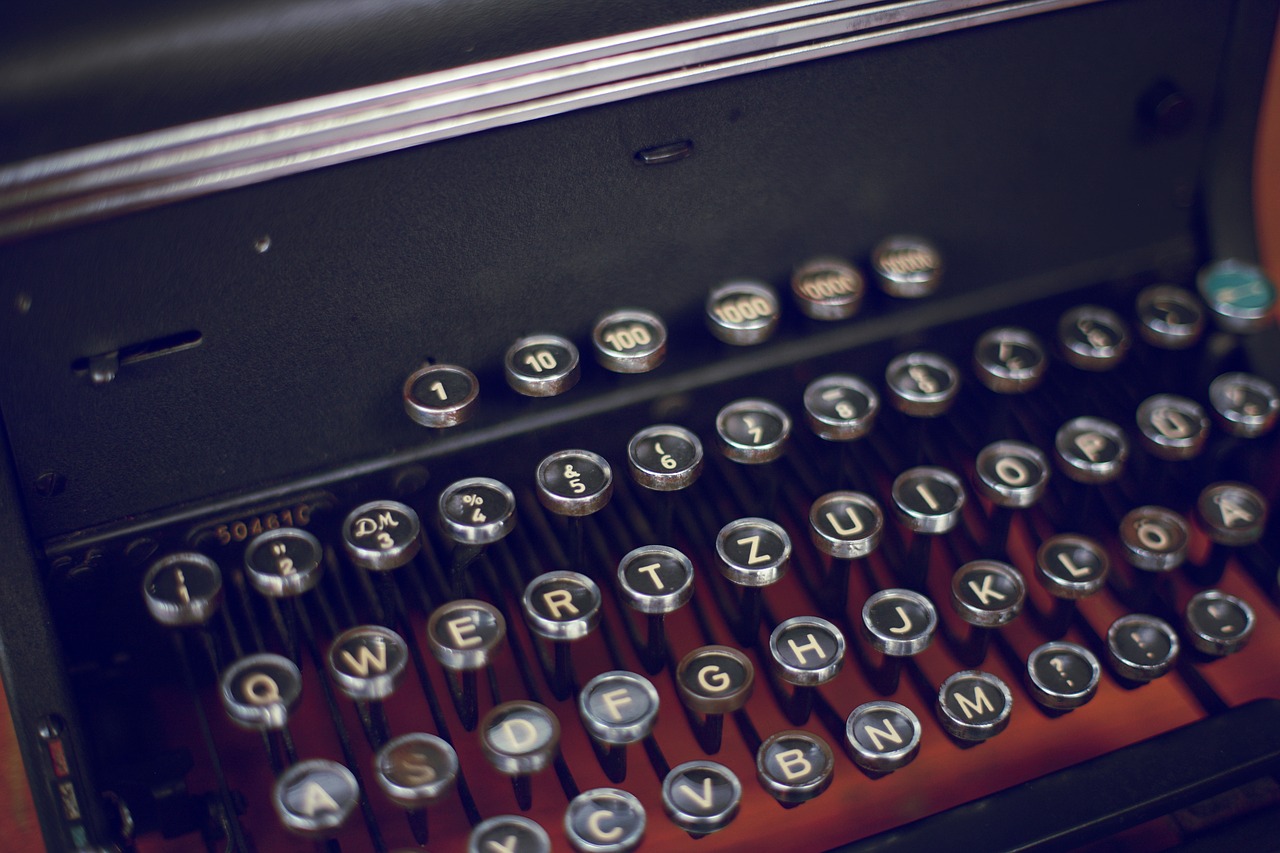 typewriter keys writer free photo