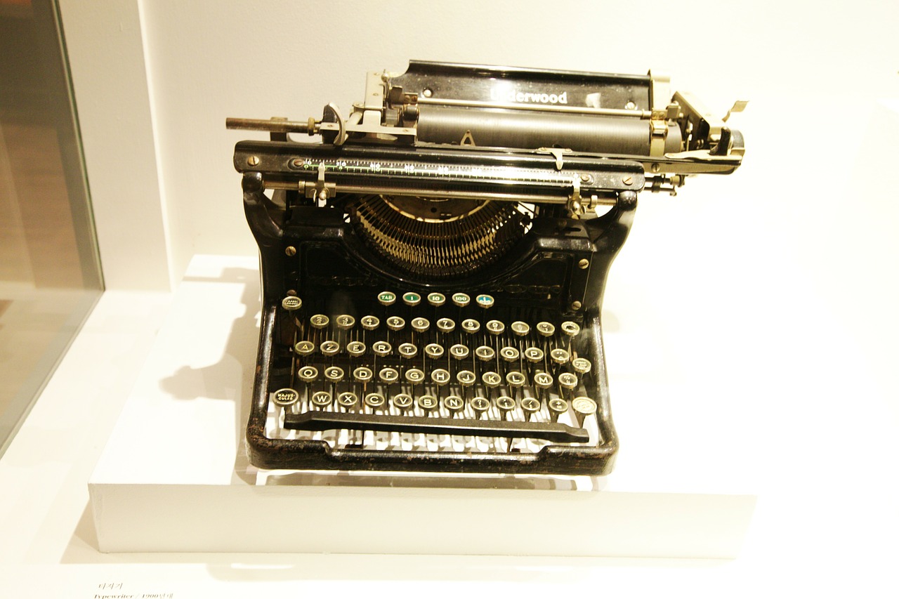 typewriter gabor treasure free photo