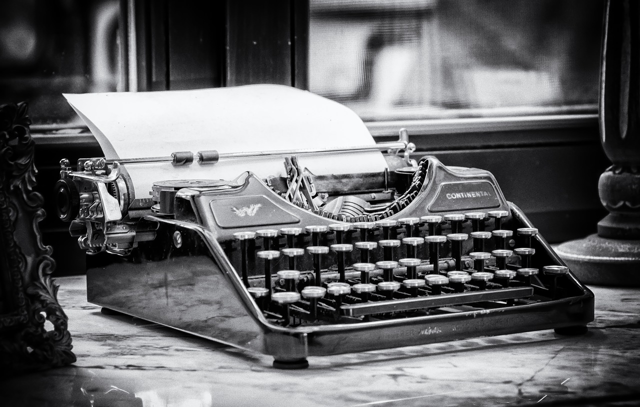 typewriter  write  tap free photo