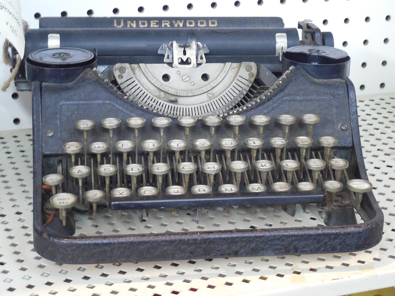 typewriter typing vintage free photo
