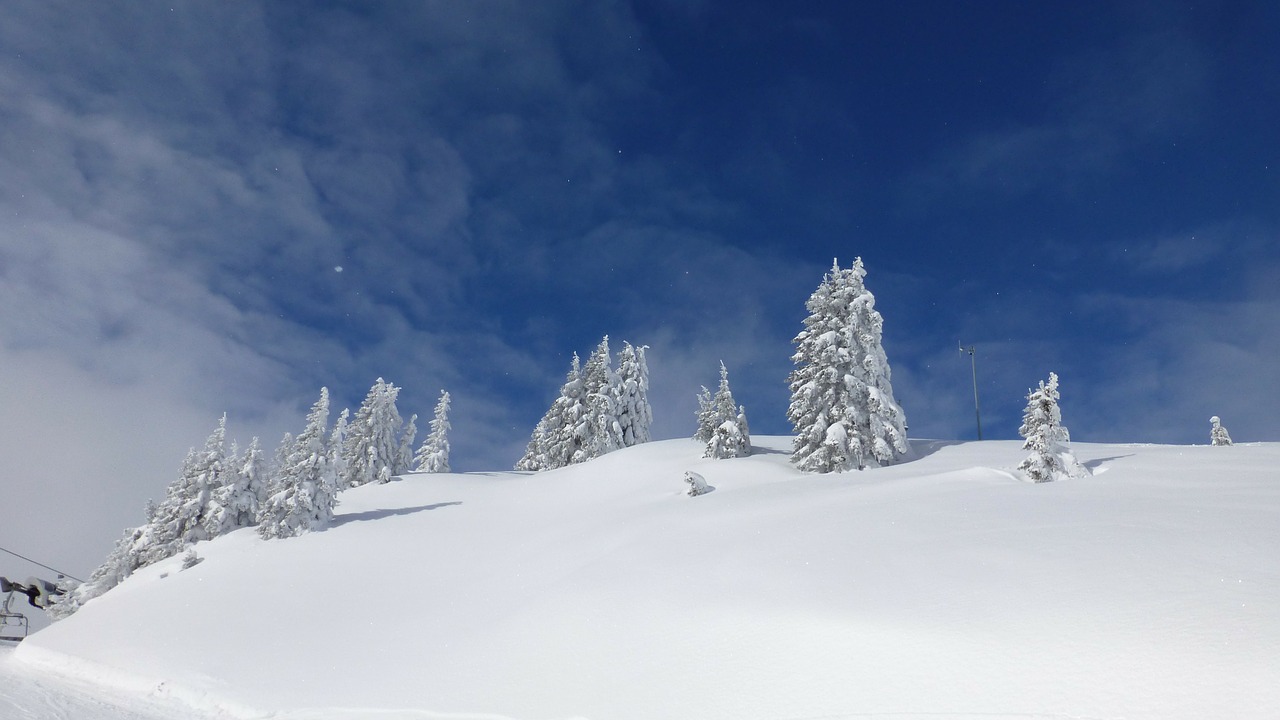 tyrol hahnenkamm winter snow free photo