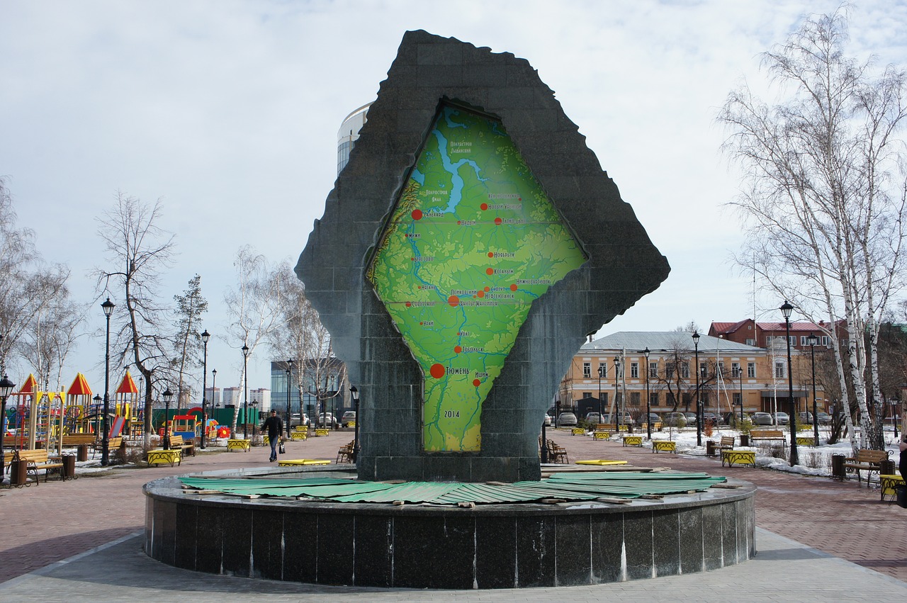 tyumen map fountain free photo