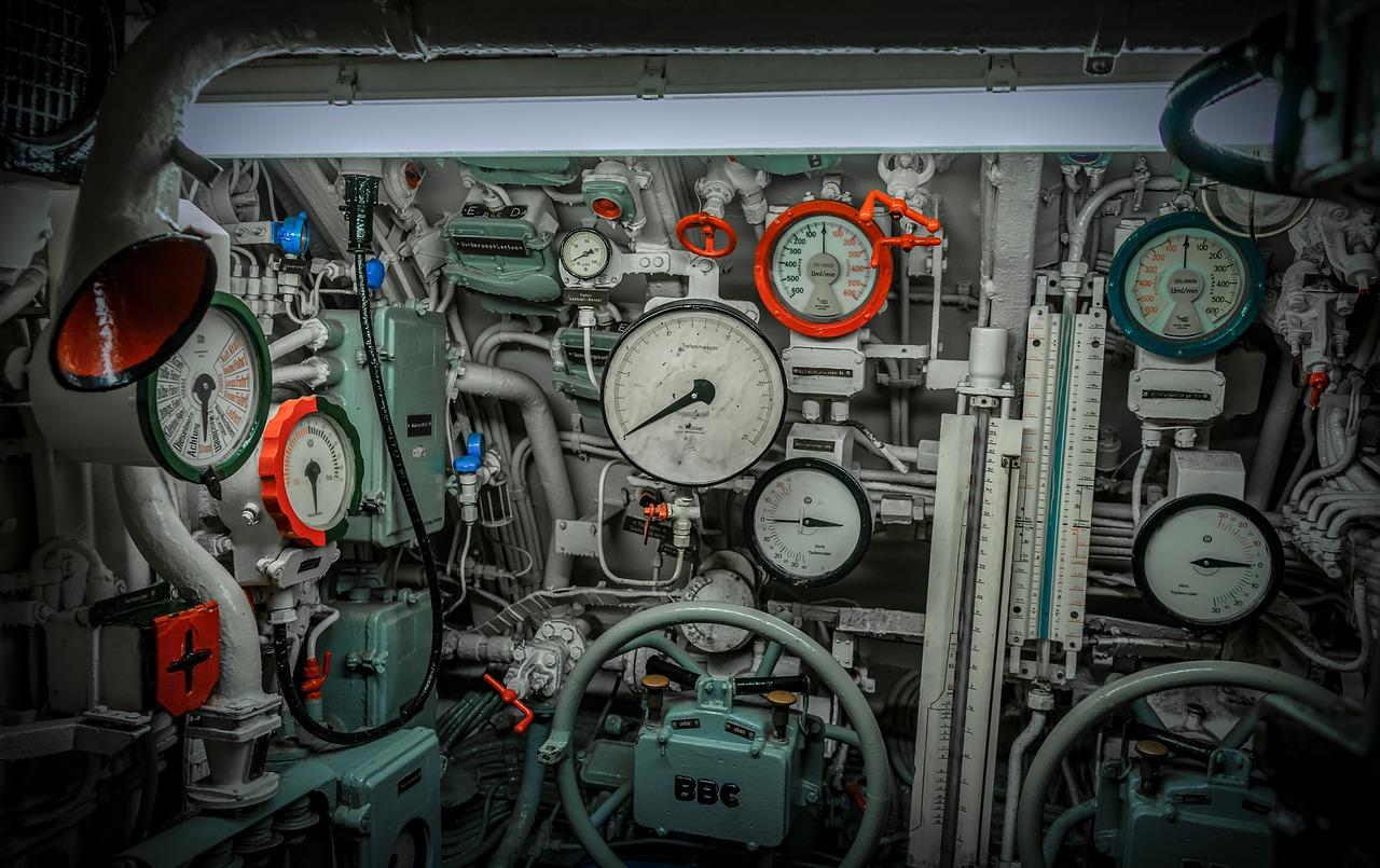 u boat  depth gauge  valves free photo