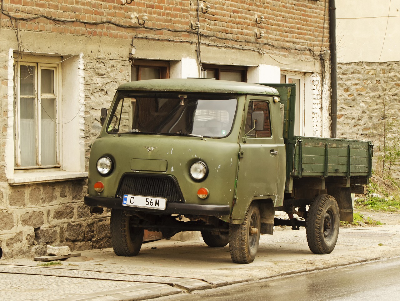 uaz 452  made in ussr  russian free photo