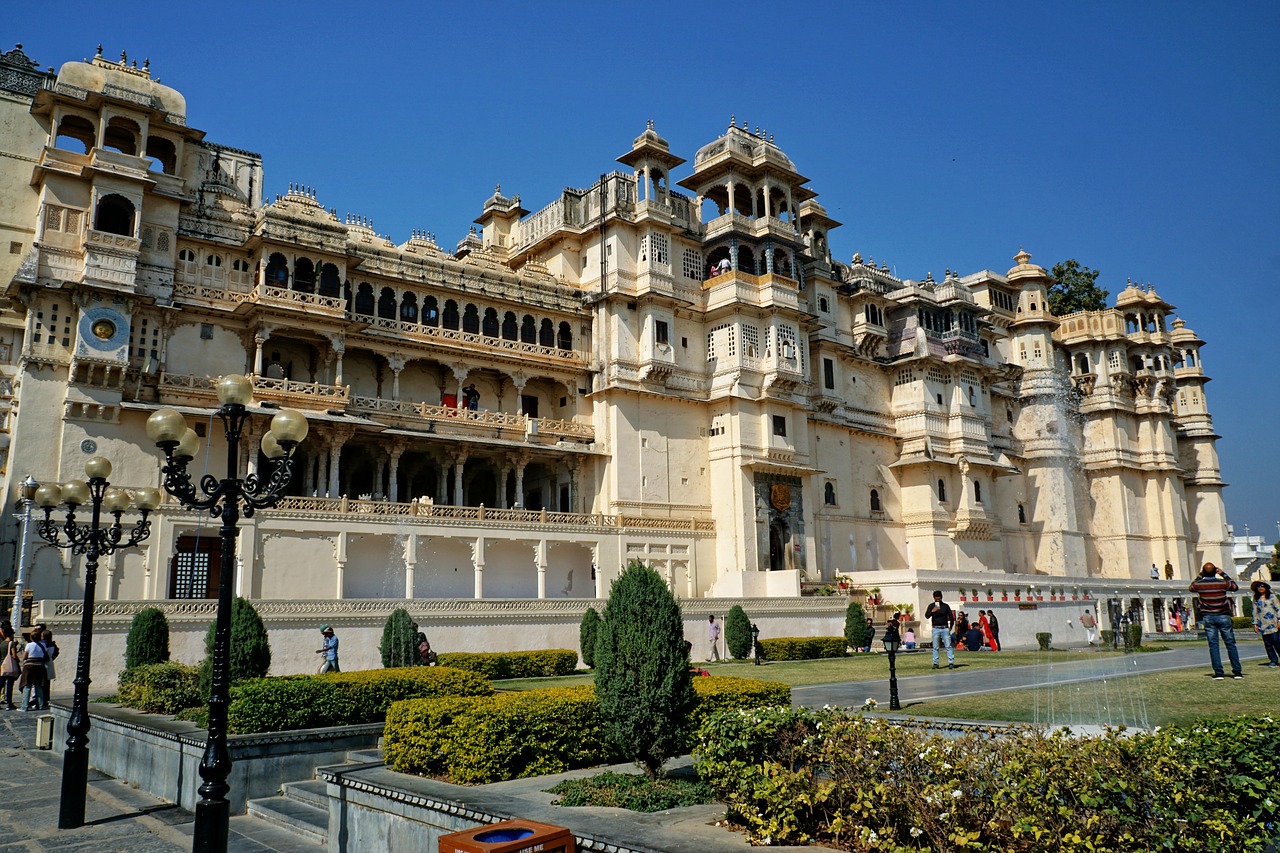 udaipur city palace architecture free photo