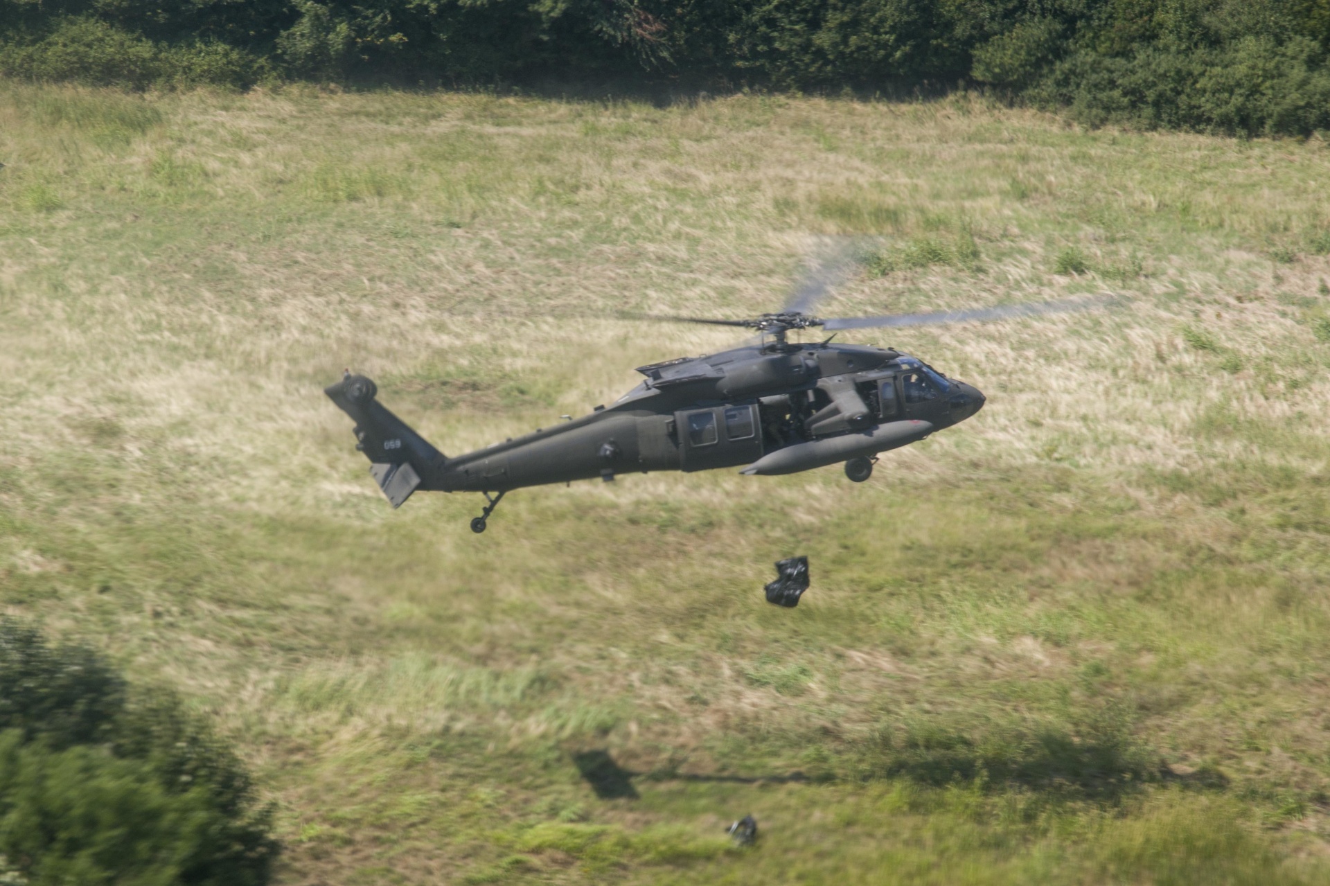 blackhawk helicopter uh-60 free photo