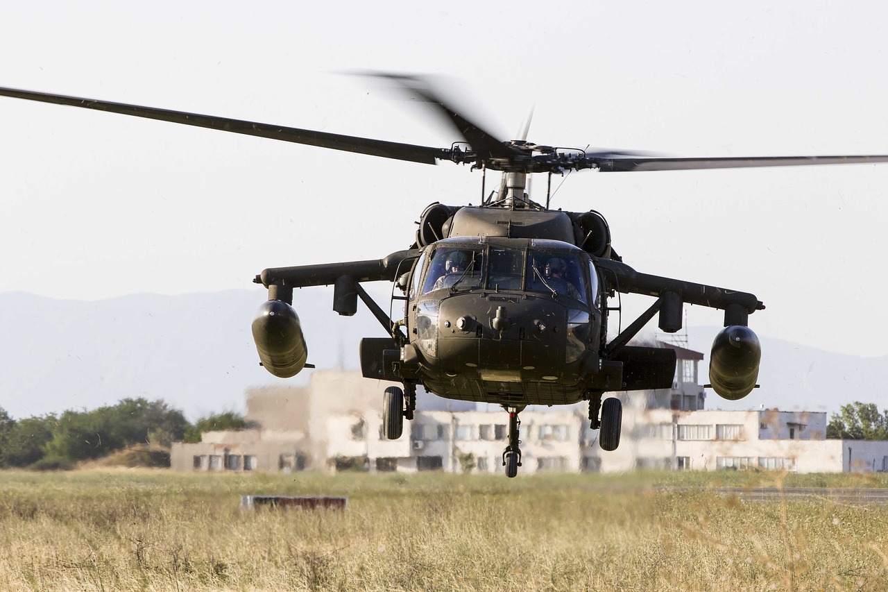 Uh 60 Blackhawkus Armyunited States Armyaviationhelicopter