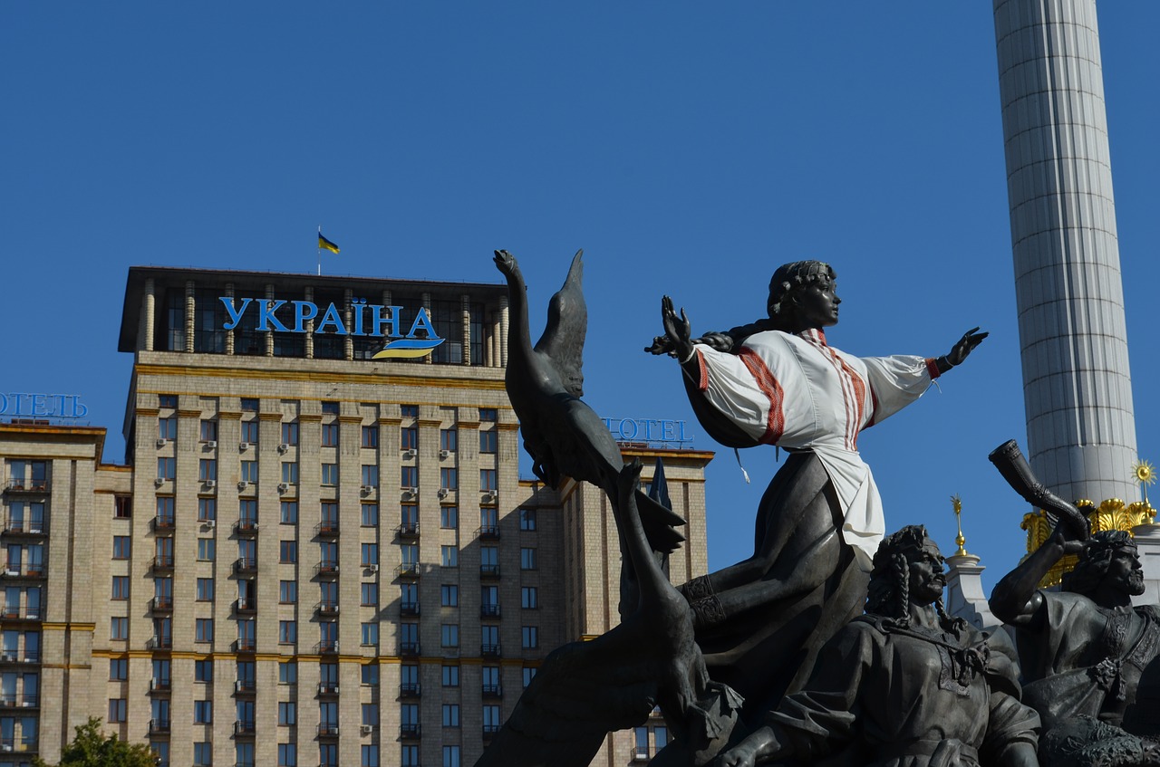 ukraine kyiv majdan free photo